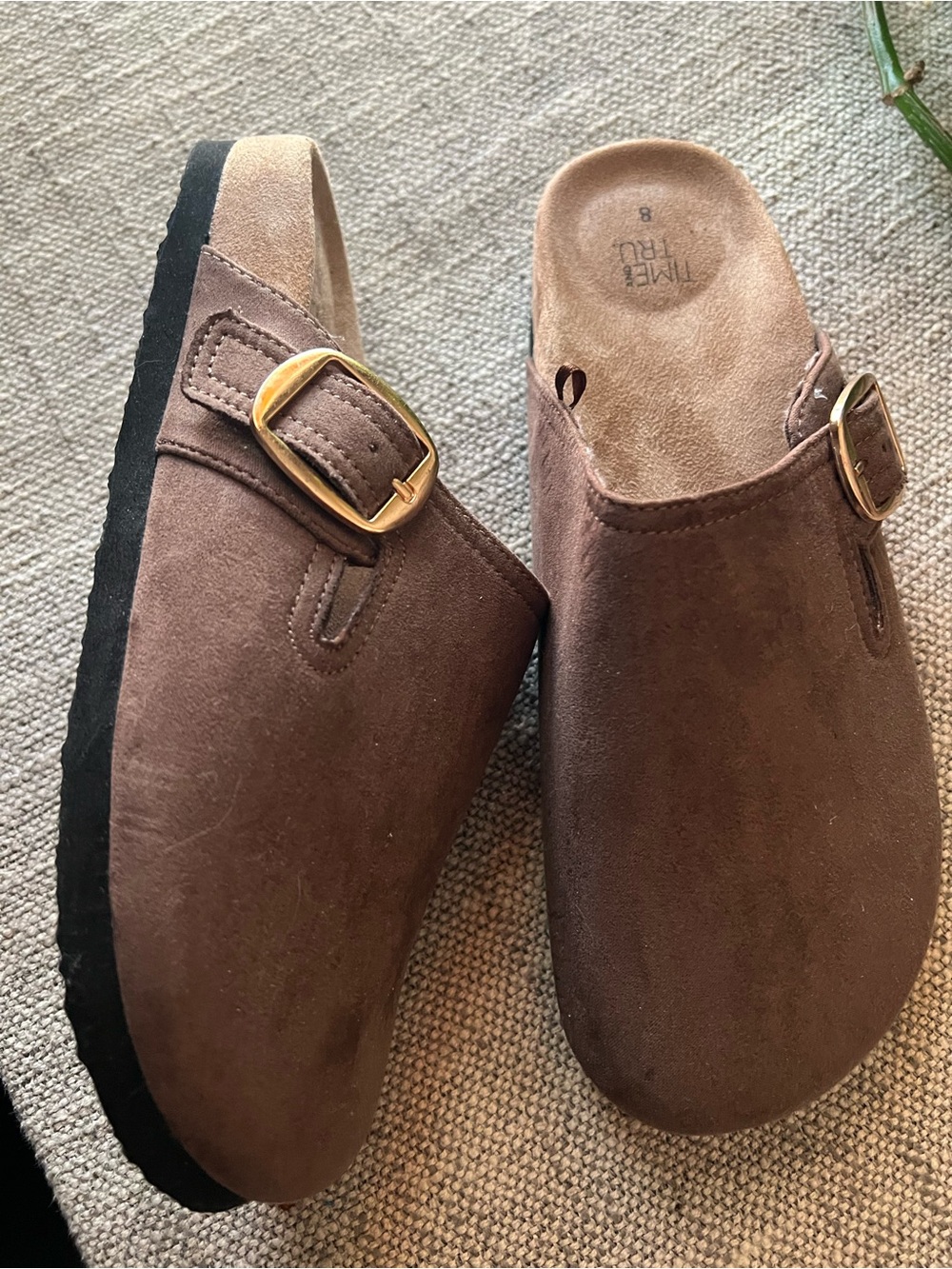 Boston Style Brown Faux Suede Clogs Scandi Minimalist Buckle Mule Slides Sz 8